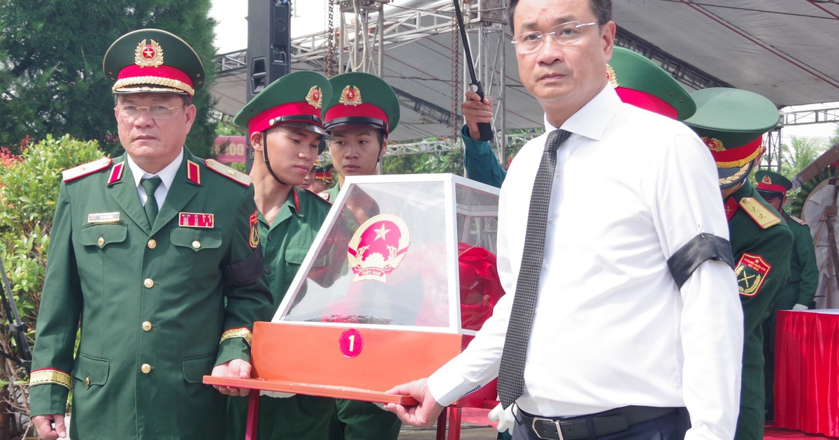 Trang nghiêm lễ truy điệu, an táng 14 hài cốt liệt sĩ tại Đà Nẵng