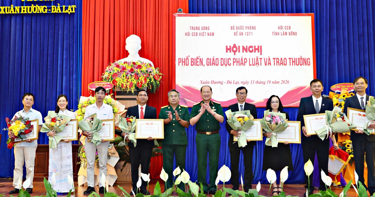 Vụ 6 cựu chiến binh kêu oan: Hội Cựu chiến binh Việt Nam khen thưởng nhà báo, luật sư