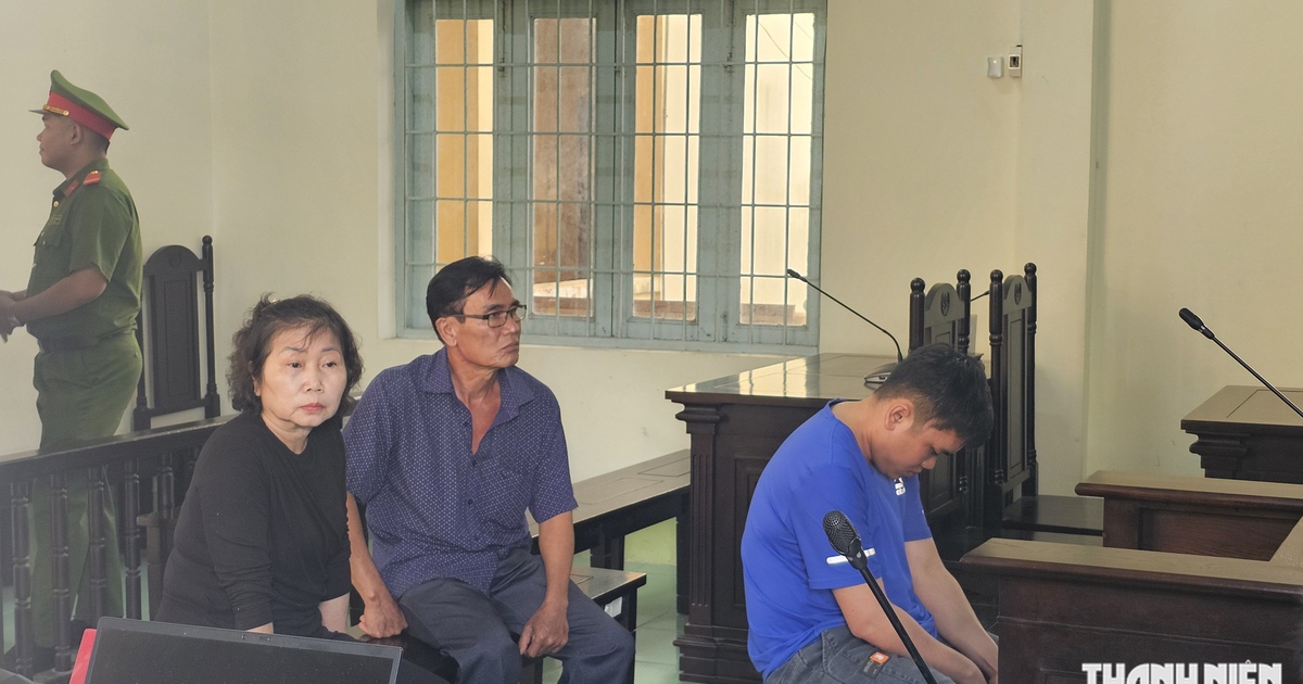 Vụ nữ sinh Vĩnh Long tử vong: An ninh siết chặt tại phi&ecirc;n t&ograve;a lần 3