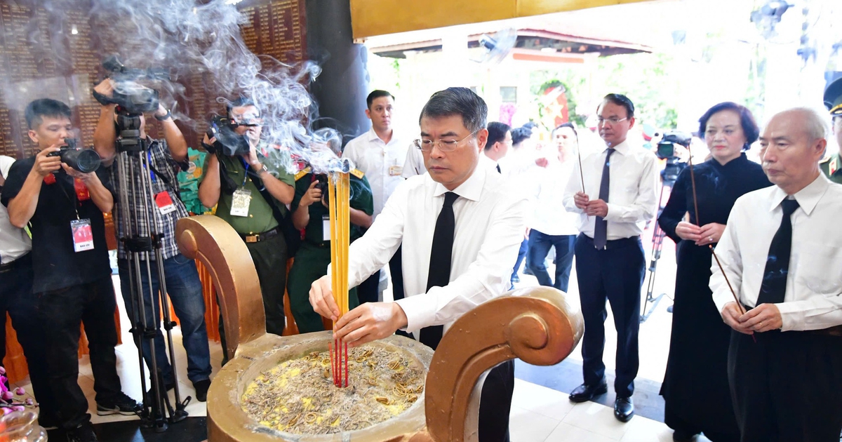 Live Lễ viếng, truy điệu liệt sĩ quy tập tại công viên Lê Thị Riêng