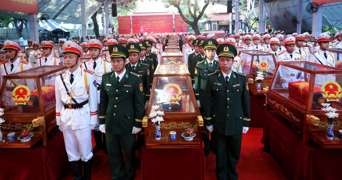 Live Trực tiếp lễ viếng, truy điệu liệt sĩ quy tập tại công viên Lê Thị Riêng