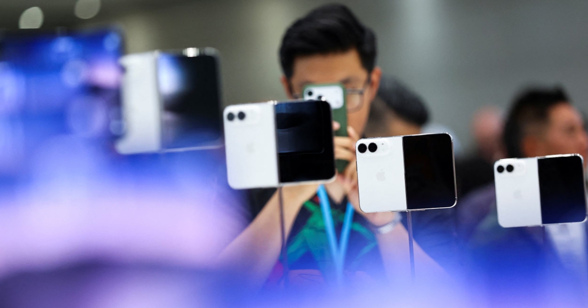 iPhone Duo cháy hàng, chiến lược quen thuộc của Apple lại phát huy tác dụng