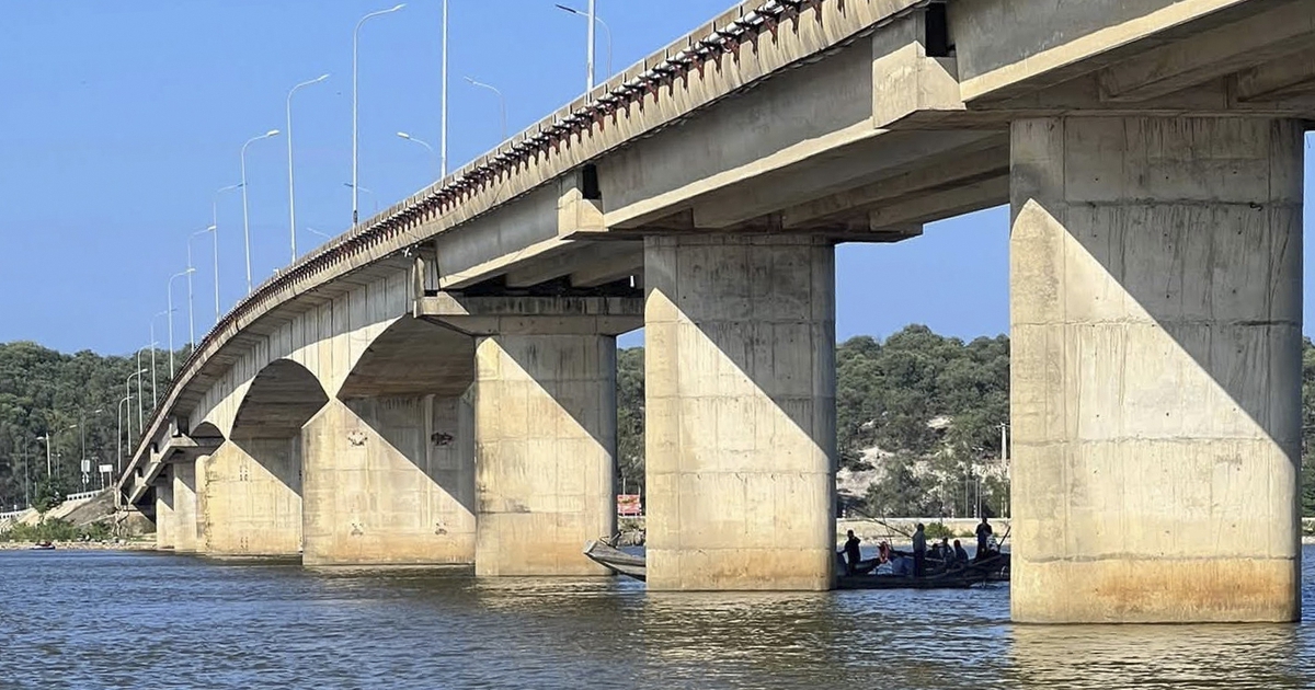 Tìm thấy người đàn ông tử vong trên phá Tam Giang sau 2 ngày mất tích
