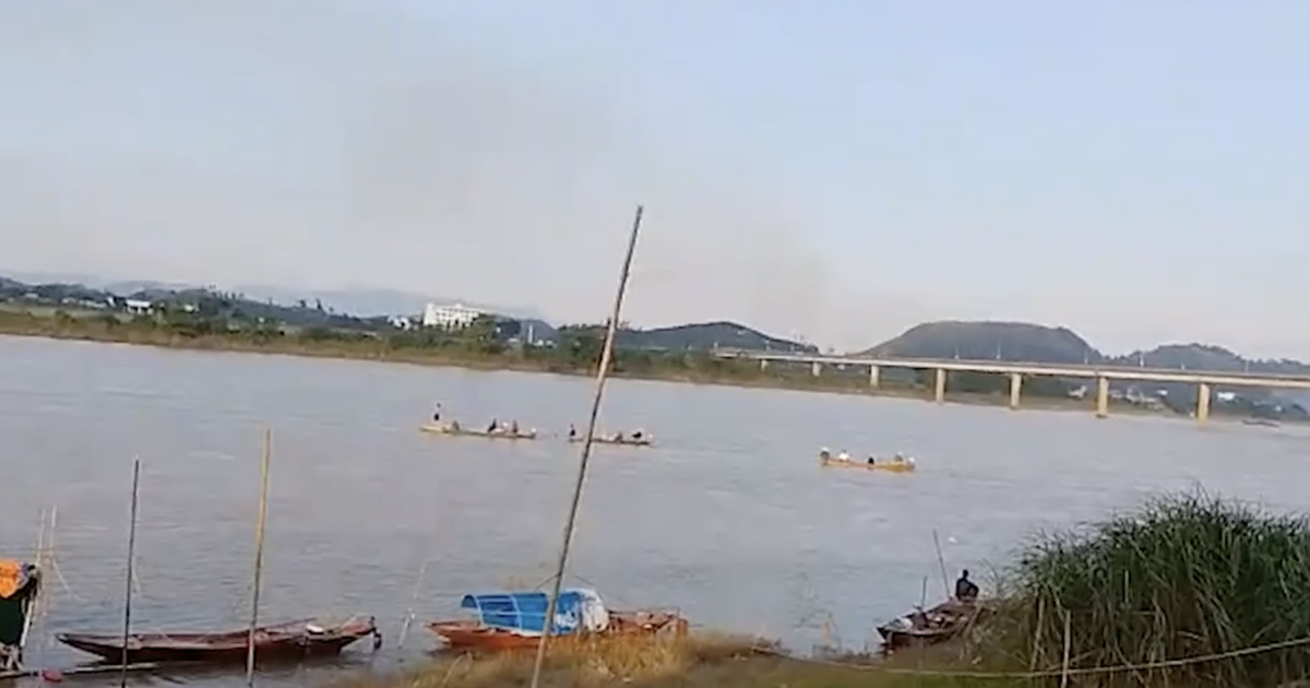 Lật thuyền trên sông Lam, 2 vợ chồng mất tích