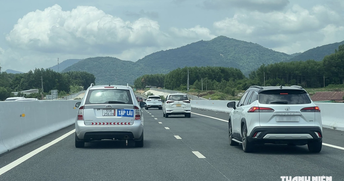 Đào tạo lái xe phải bổ sung về khoảng cách an toàn