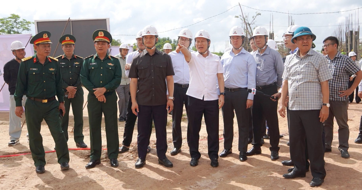 Phó thủ tướng Lê Tiến Châu kiểm tra 2 dự án cơ sở giáo dục Quảng Trị