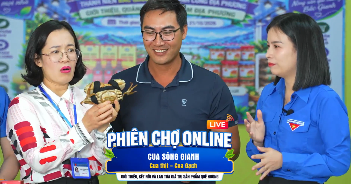 Bí thư phường ở Quảng Trị livestream bán cua, hàu, nông sản..., chốt hàng trăm đơn