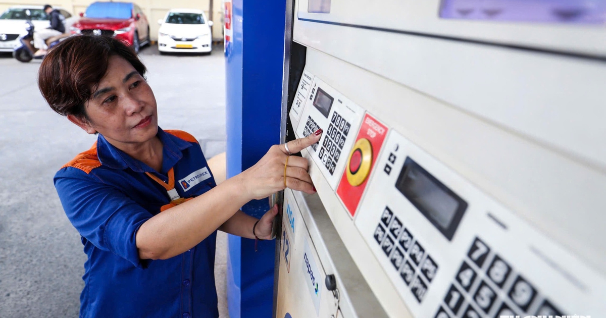 Thủ tướng yêu cầu hoàn thiện nghị định kinh doanh xăng dầu trước ngày 10.11