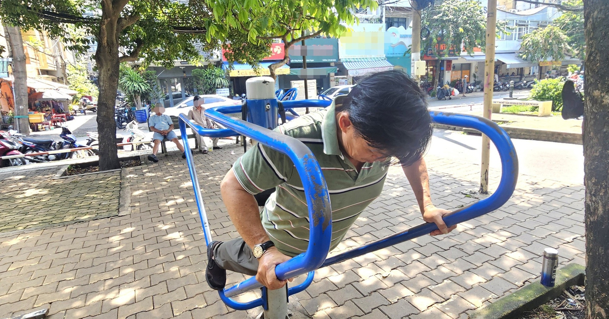 Tập squat, kéo xà, đi bộ mỗi ngày nhưng đường huyết vẫn cao? Bác sĩ giải thích