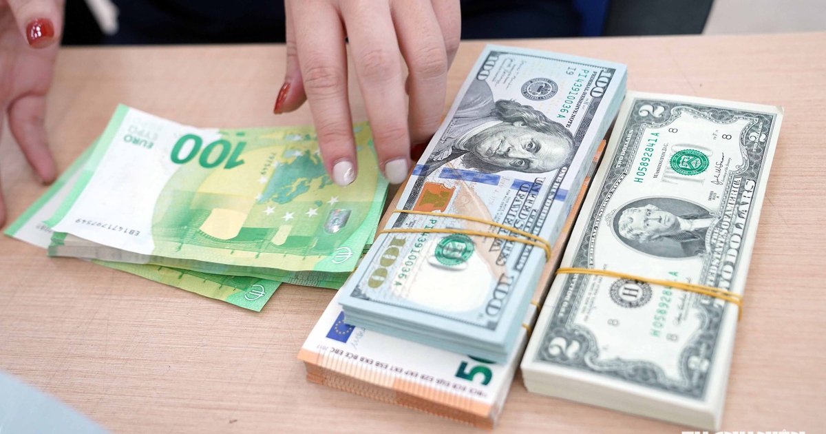 Giá USD hôm nay 27.10.2026: Ngân hàng bật tăng, đô la tự do dì ngang