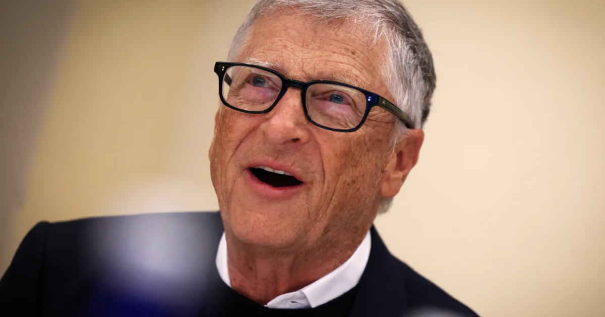 Tỉ phú Bill Gates cảnh báo AI sẽ tạo ra "giai đoạn hỗn loạn nhất lịch sử"