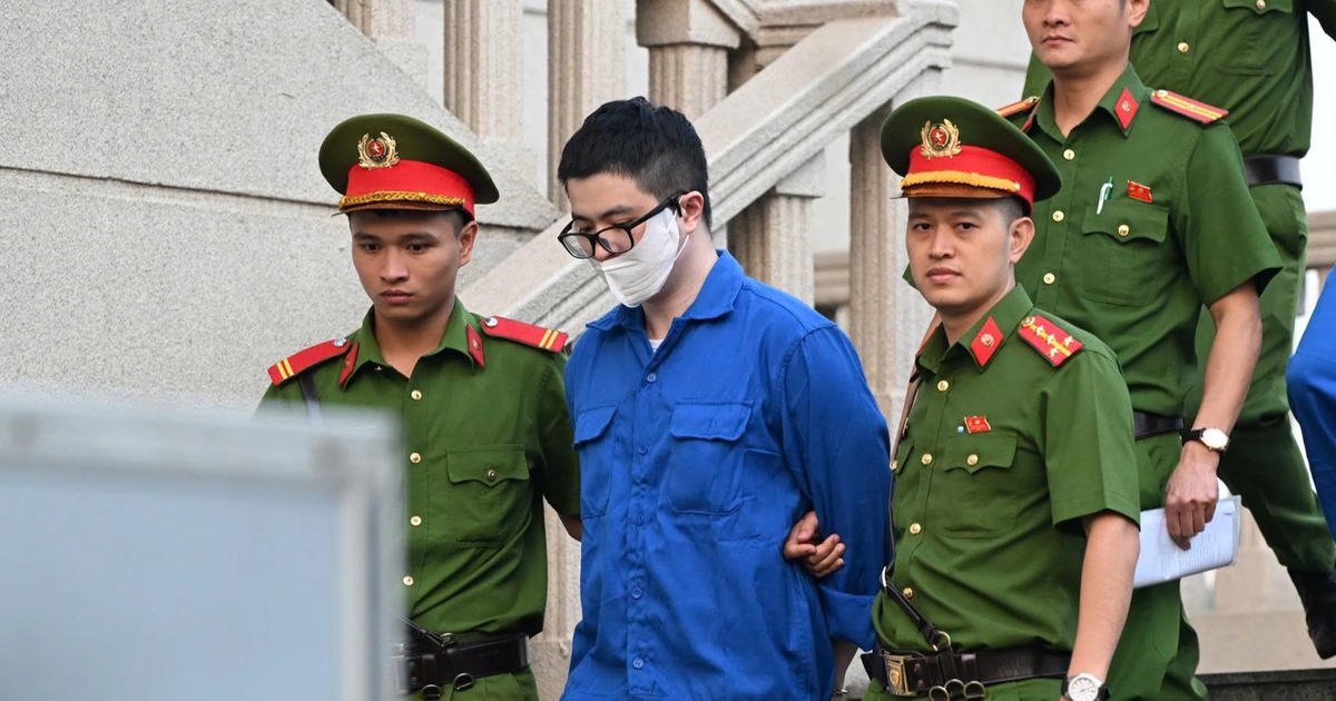 Mr Pips: "Lúc buồn chán, có nhiều tiền đến đâu vẫn thấy cuộc sống vô nghĩa"