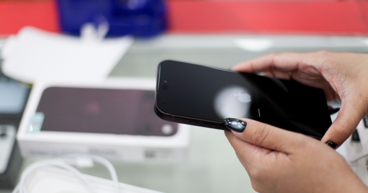 Apple thừa nhận iPhone 18 Pro Max bị lỗi mất kết nối mạng di động