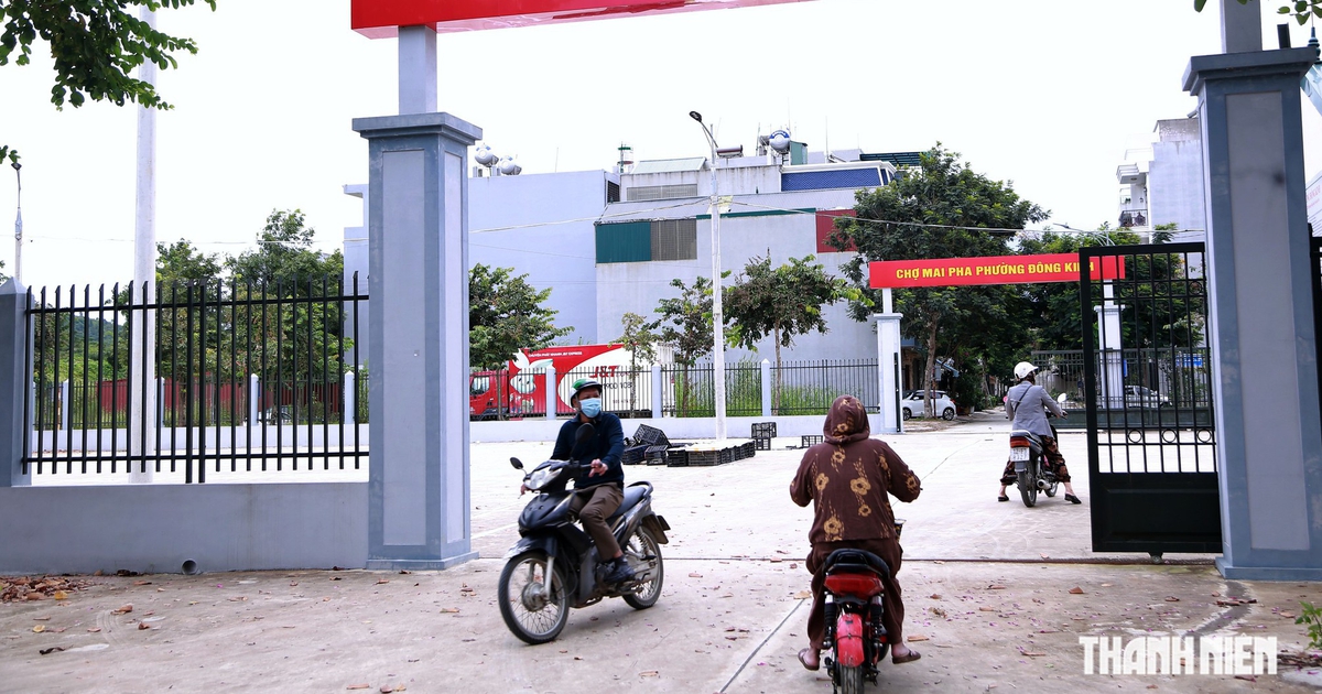 Chợ tiền tỉ không bóng người mua bán tại Lạng Sơn