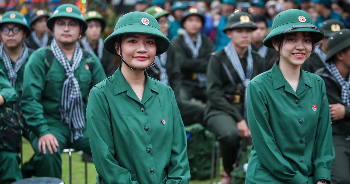 Học đại học kéo dài có được tạm hoãn nghĩa vụ quân sự?
