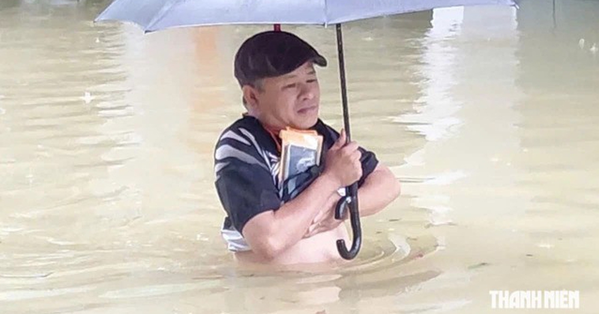 Miền Trung mưa lớn dồn dập, 2 thành phố được cảnh báo thiên tai cấp 2