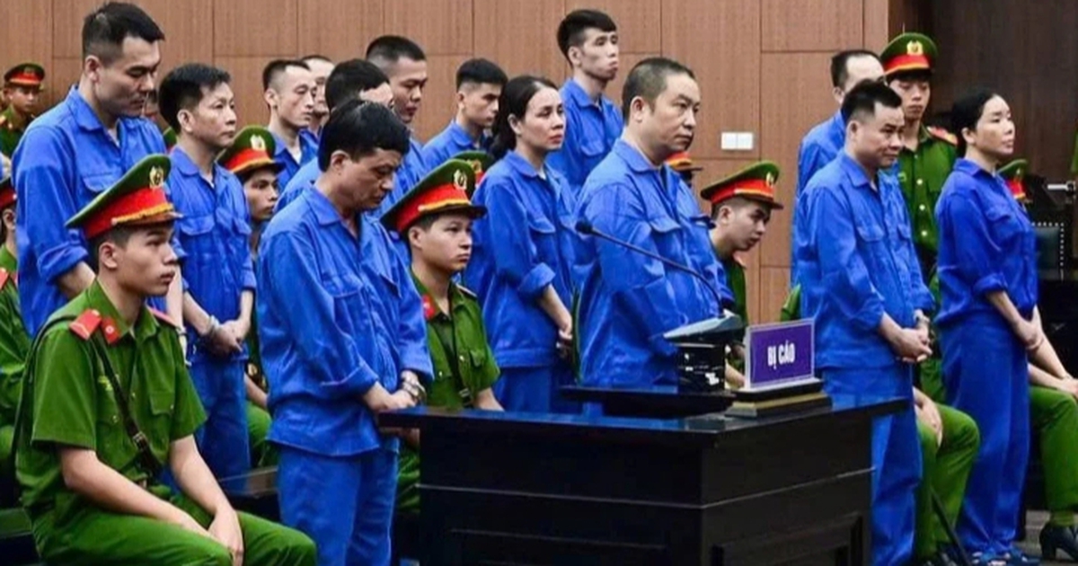 Cựu viện trưởng và hơn 40 nhân viên Viện Pháp y tâm thần Trung ương lãnh án