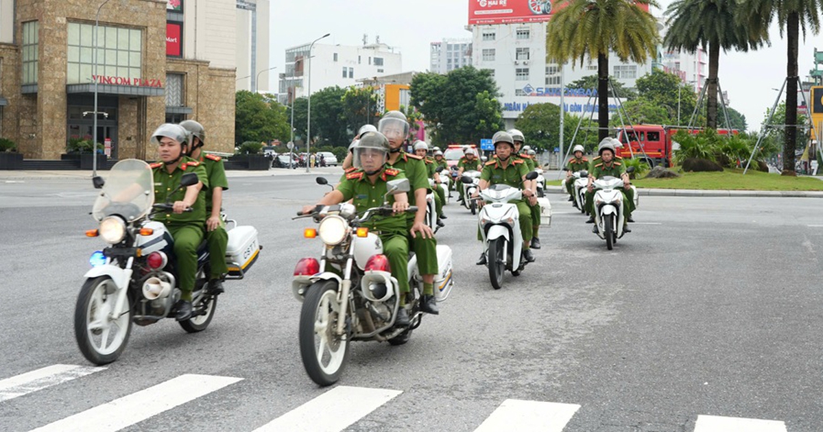 Công an thành phố Huế bắt đầu đợt cao điểm 60 ngày đêm "làm sạch địa bàn"