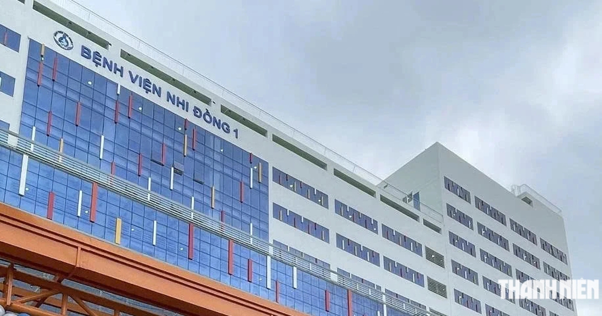 Bệnh viện Nhi đồng 1 nói gì về phản ánh "bác sĩ từ chối khám cho trẻ sốt cao"?