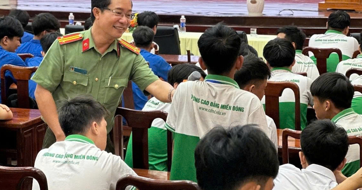 Giữ niềm tin trên không gian mạng