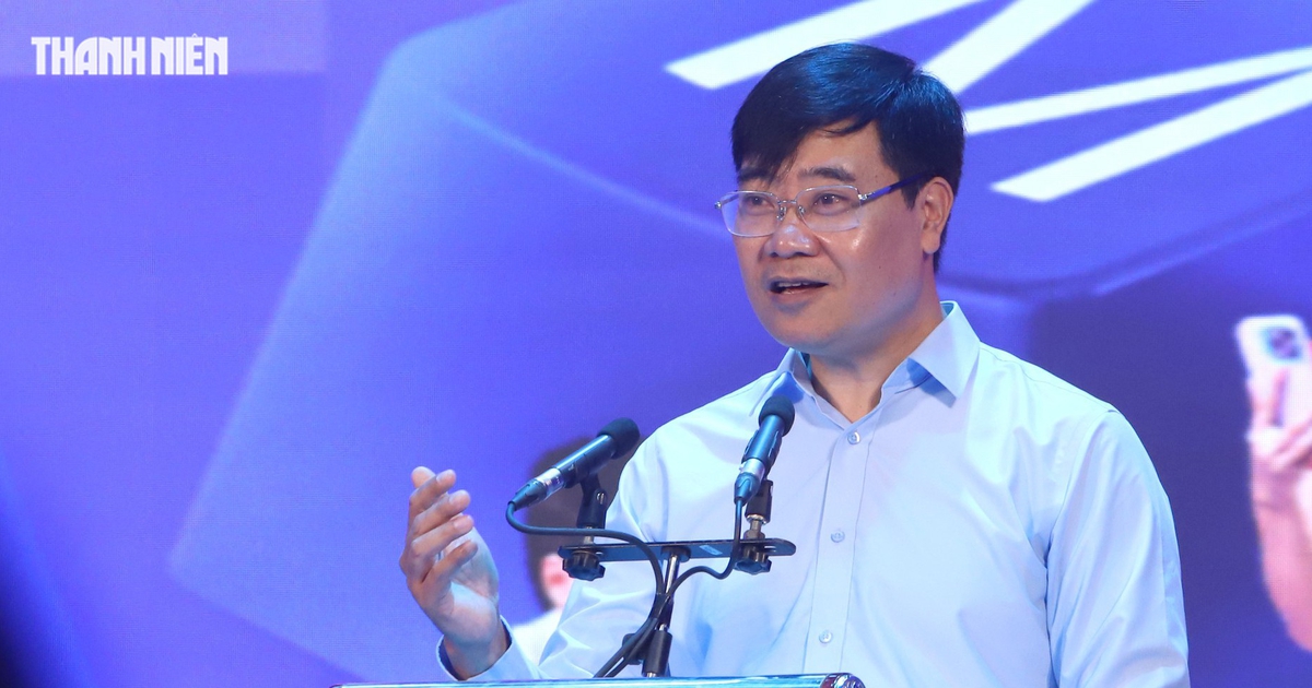 Không thể để trẻ em tự xoay xở trước cạm bẫy trên mạng