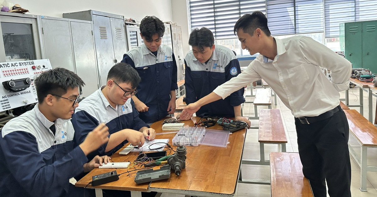 Sau đổi tên, giá trị văn bằng theo tên cũ Trường ĐH Sư phạm kỹ thuật ra sao?