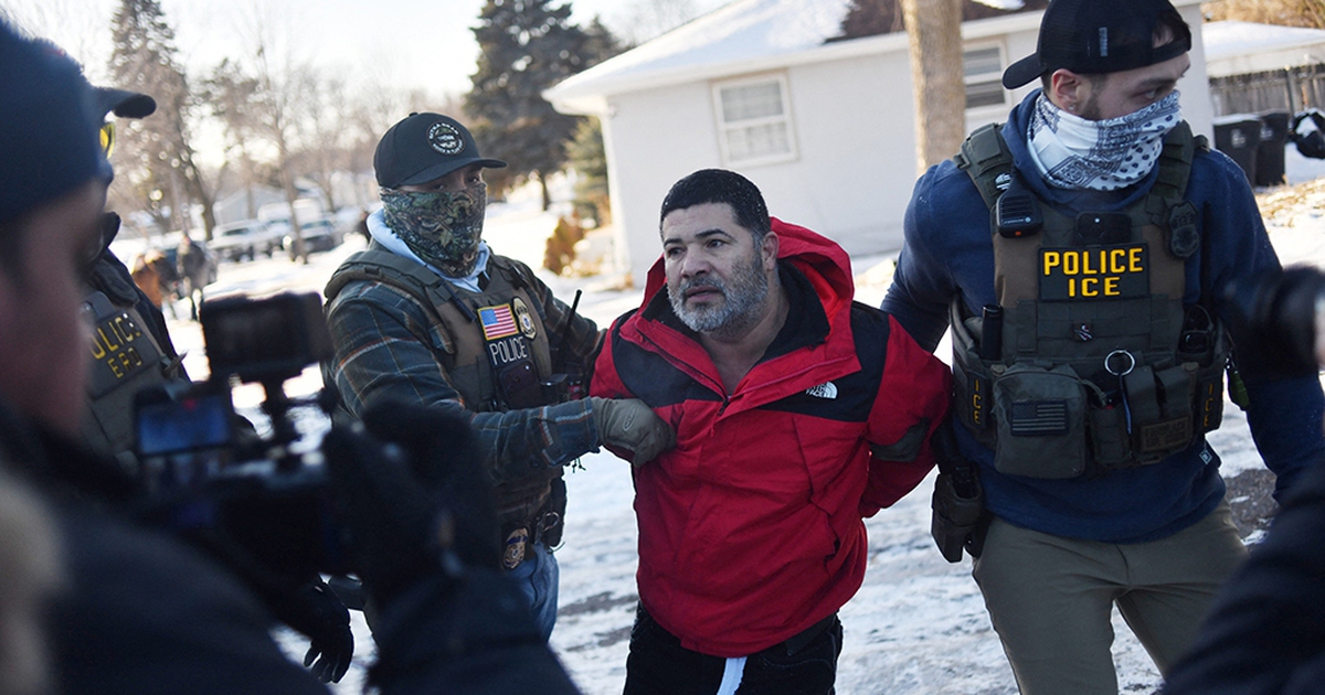 Diễn biến kh&oacute; lường trong truy qu&eacute;t nhập cư tại Mỹ