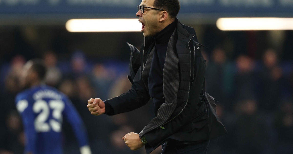 HLV Rosenior âm thầm tự khẳng định ở Chelsea