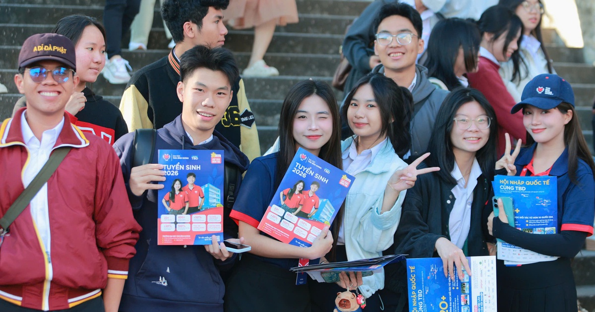 Tư vấn mùa thi 2026 tại Khánh Hòa: Sôi động không gian trải nghiệm ngành nghề