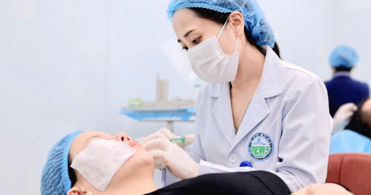 Cận tết, rủ nhau tiêm meso: Đẹp 'no makeup' lên ngôi, bệnh viện kín lịch