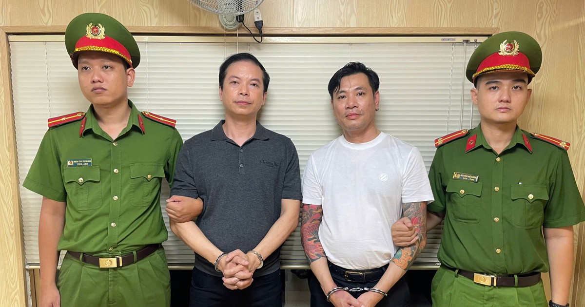 Bắt khẩn cấp người đàn ông lái Bentley hung hăng đánh người sau va chạm giao thông