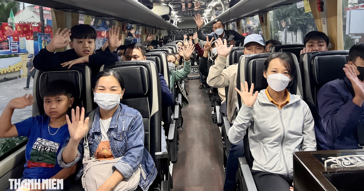 5.000 người về quê ăn tết sớm trên chuyến xe Công đoàn 2026