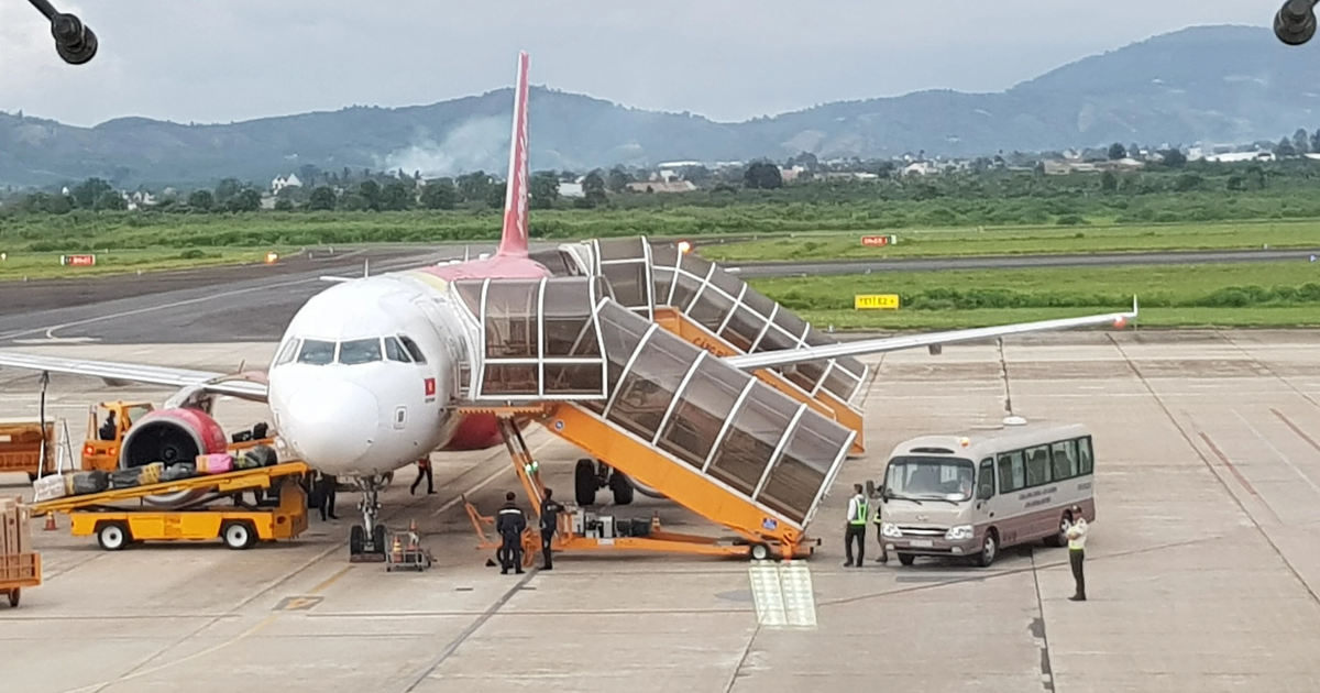 S&acirc;n bay Li&ecirc;n Khương tạm đ&oacute;ng cửa 6 th&aacute;ng: L&ecirc;n Đ&agrave; Lạt bằng đường n&agrave;o?