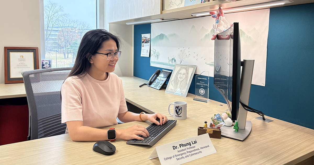 Nữ Phó giáo sư với các sáng chế bảo mật Ai trên đất Mỹ