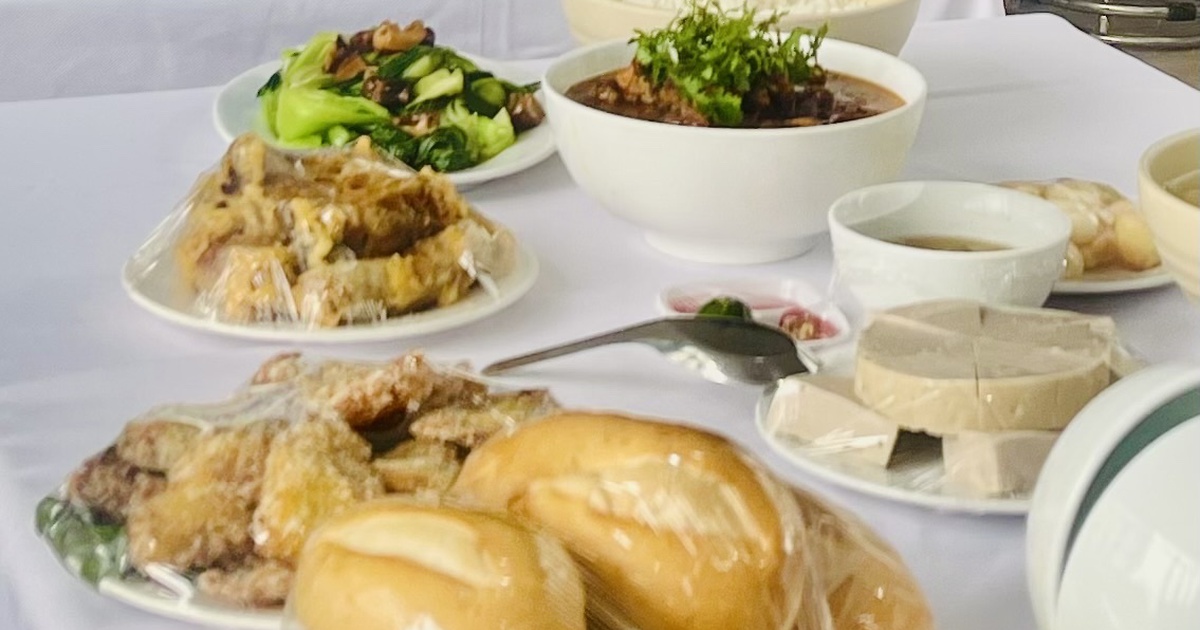 Người có bệnh tim mạch, gout nên ưu tiên món ăn nào dịp tết?