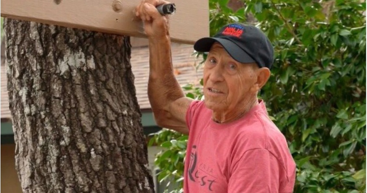 Cụ ông 83 tuổi mắc bệnh tim nặng hít xà 300 lần