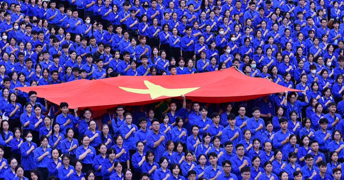 Khơi sức trẻ phát triển đất nước