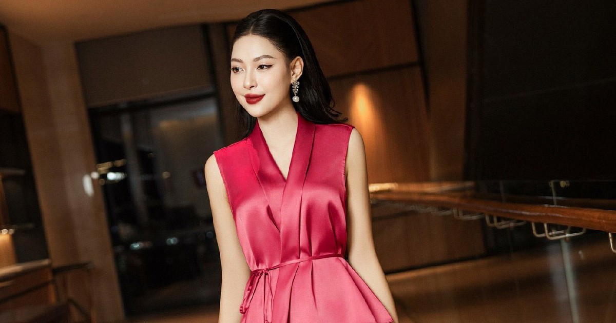 Sang trọng với trang phục vải lụa trong ngày đầu năm đi làm