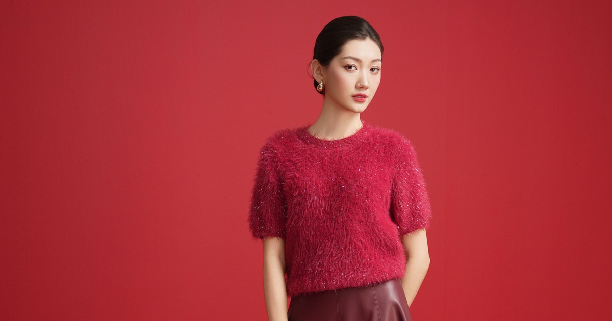 Nâng tầm phong cách đi làm đầu năm từ những trang phục thanh lịch