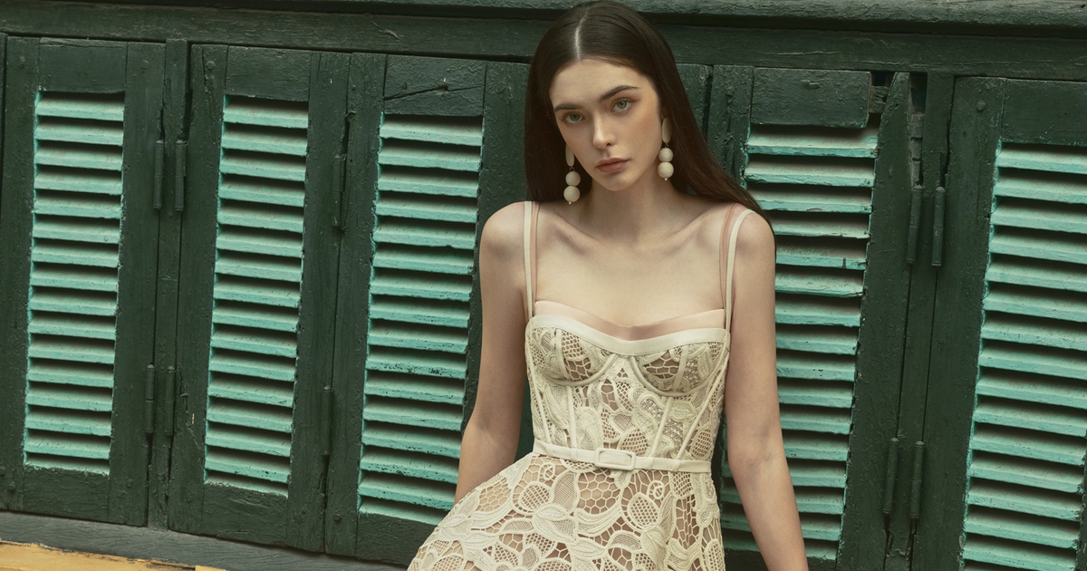 Đầm dự tiệc mùa xuân mở ra một năm may mắn