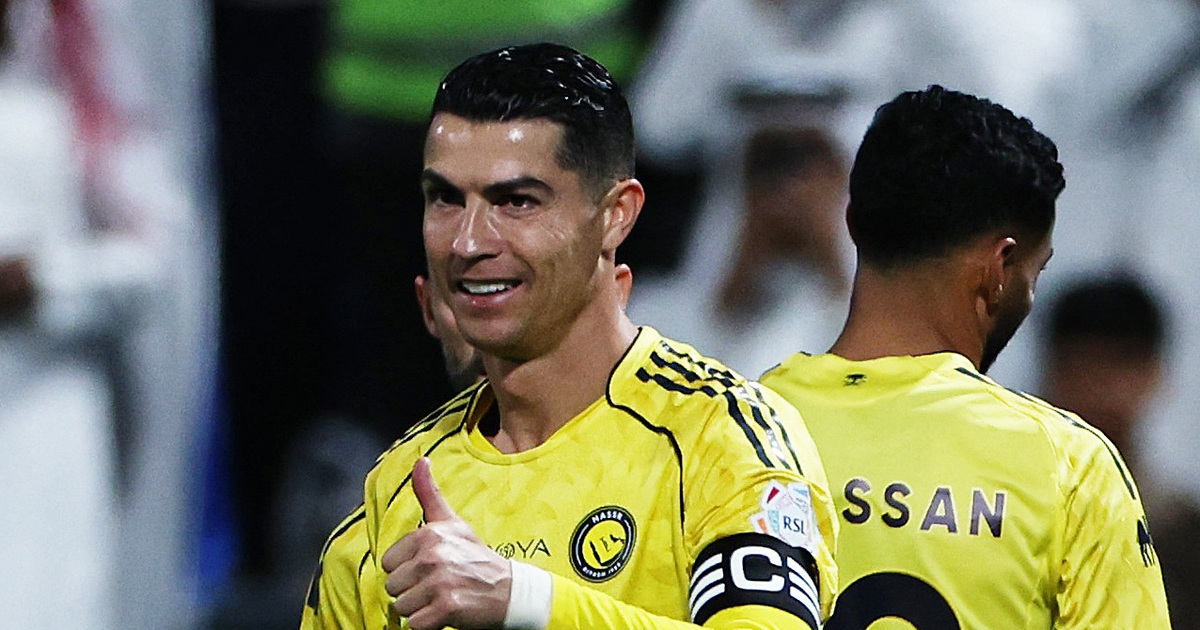 Ghi bàn đầu tiên ở tuổi 41, Ronaldo chấm dứt ‘đình công’: Lên tiếng về tương lai