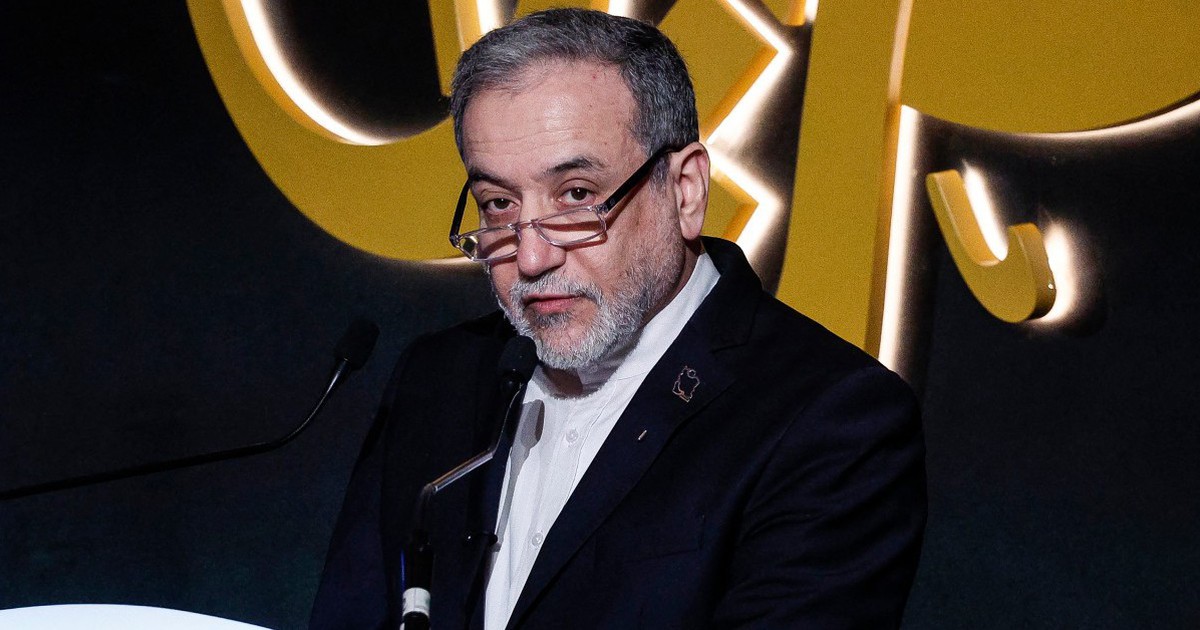 Iran để ngỏ khả năng 'thỏa hiệp về uranium' nếu Mỹ dỡ trừng phạt