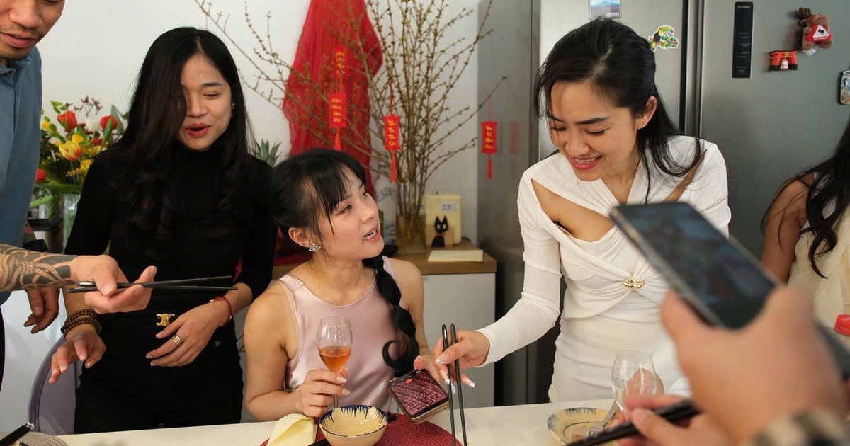 Người Việt ở Thuỵ Sĩ: Kỳ công mâm cỗ tết 3 miền Bắc - Trung - Nam