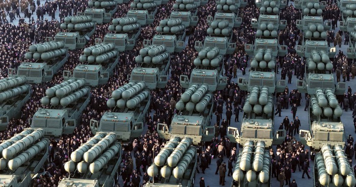 Triều Tiên công bố pháo phản lực phóng loạt có thể mang đầu đạn hạt nhân