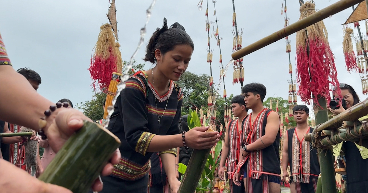 Lễ cúng máng nước của người Xơ Đăng: Giữ mạch nguồn giữa đại ngàn