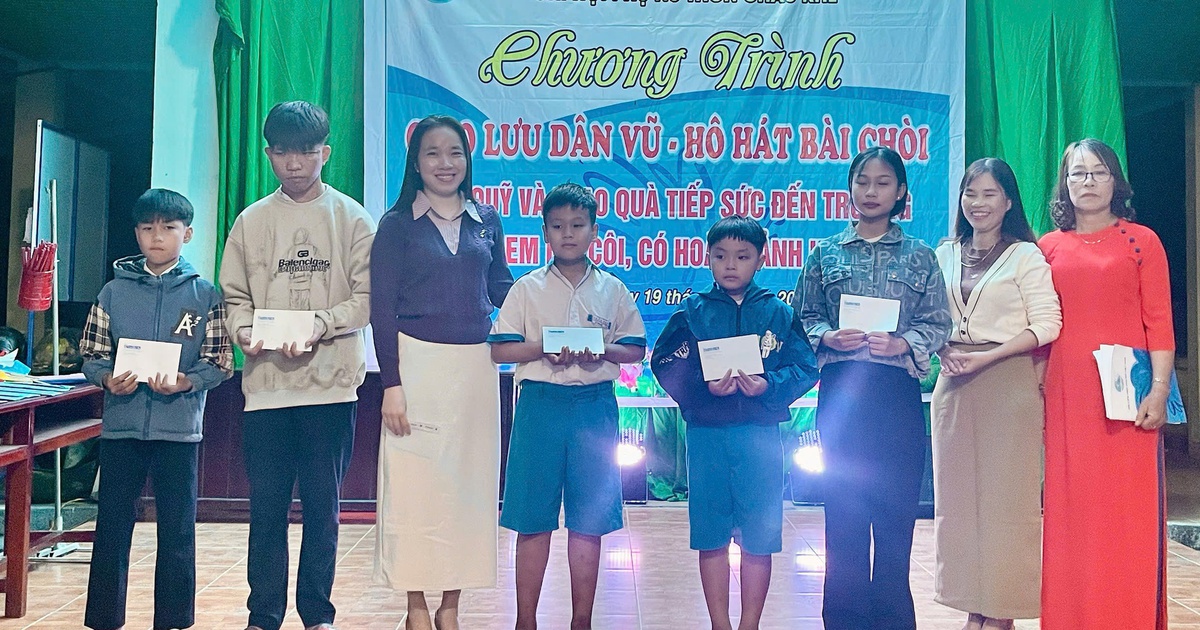 Mang mùa xuân đến với trẻ mồ côi