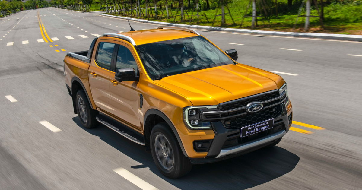 Xe bán tải: Ford Ranger bỏ xa các đối thủ ngay trong bước 'chạy đà' doanh số