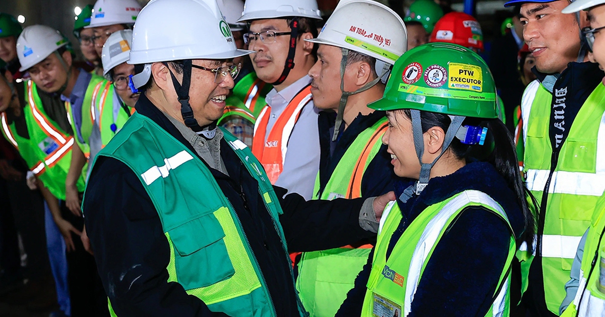 Hà Nội phải tăng tốc làm đường sắt đô thị