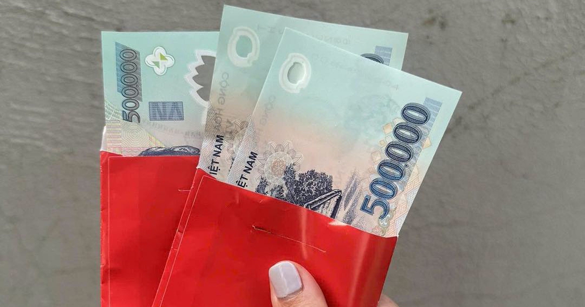 Người giúp việc lương 8 triệu lì xì ngược lại chủ nhà 1,5 triệu đồng dịp tết