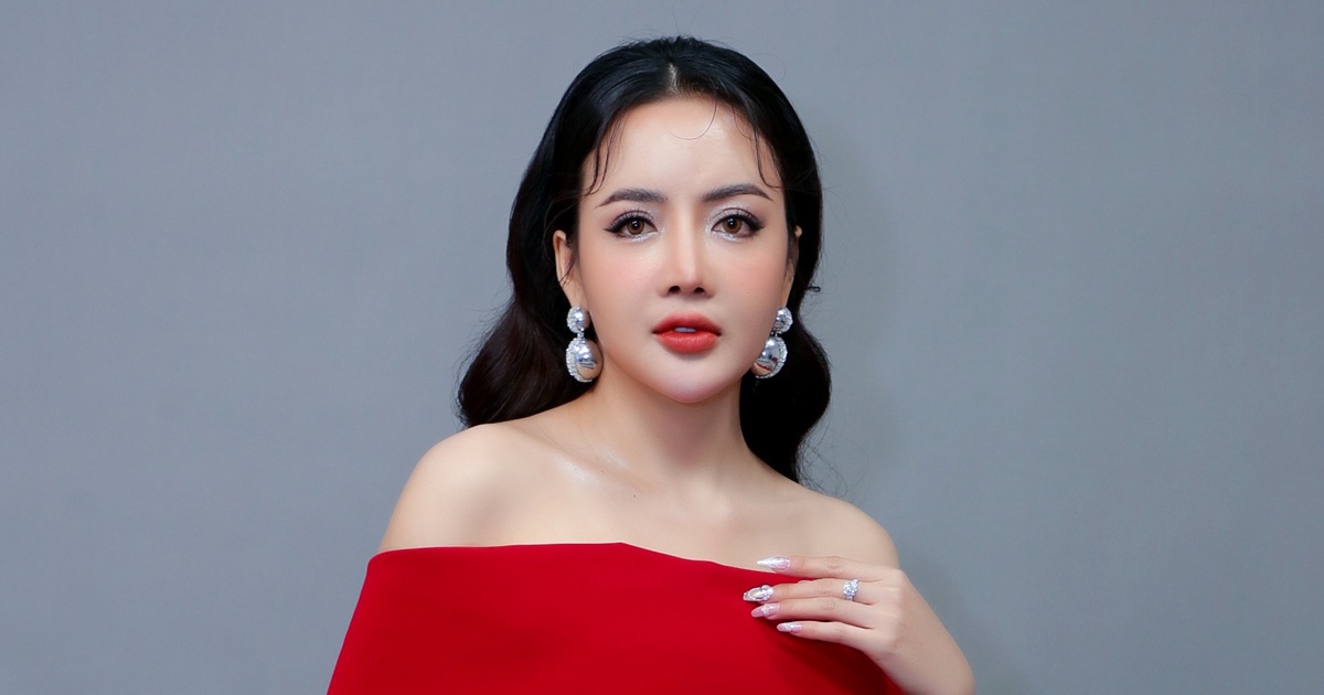 Ca sĩ bolero xinh như hoa hậu, tiết lộ lời dạy của Ngọc Sơn khi làm nghề